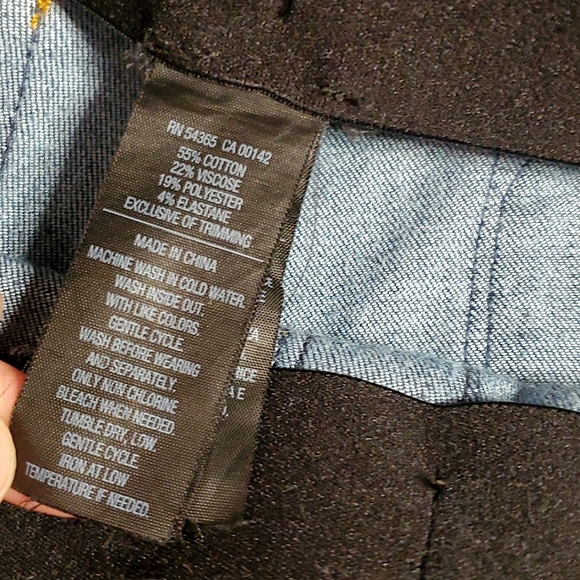 Nygard Luxe Denim Leggings w/ Rhinestone Fade Cuffed Bottoms - Size Small 6-8 - Picture 10 of 14